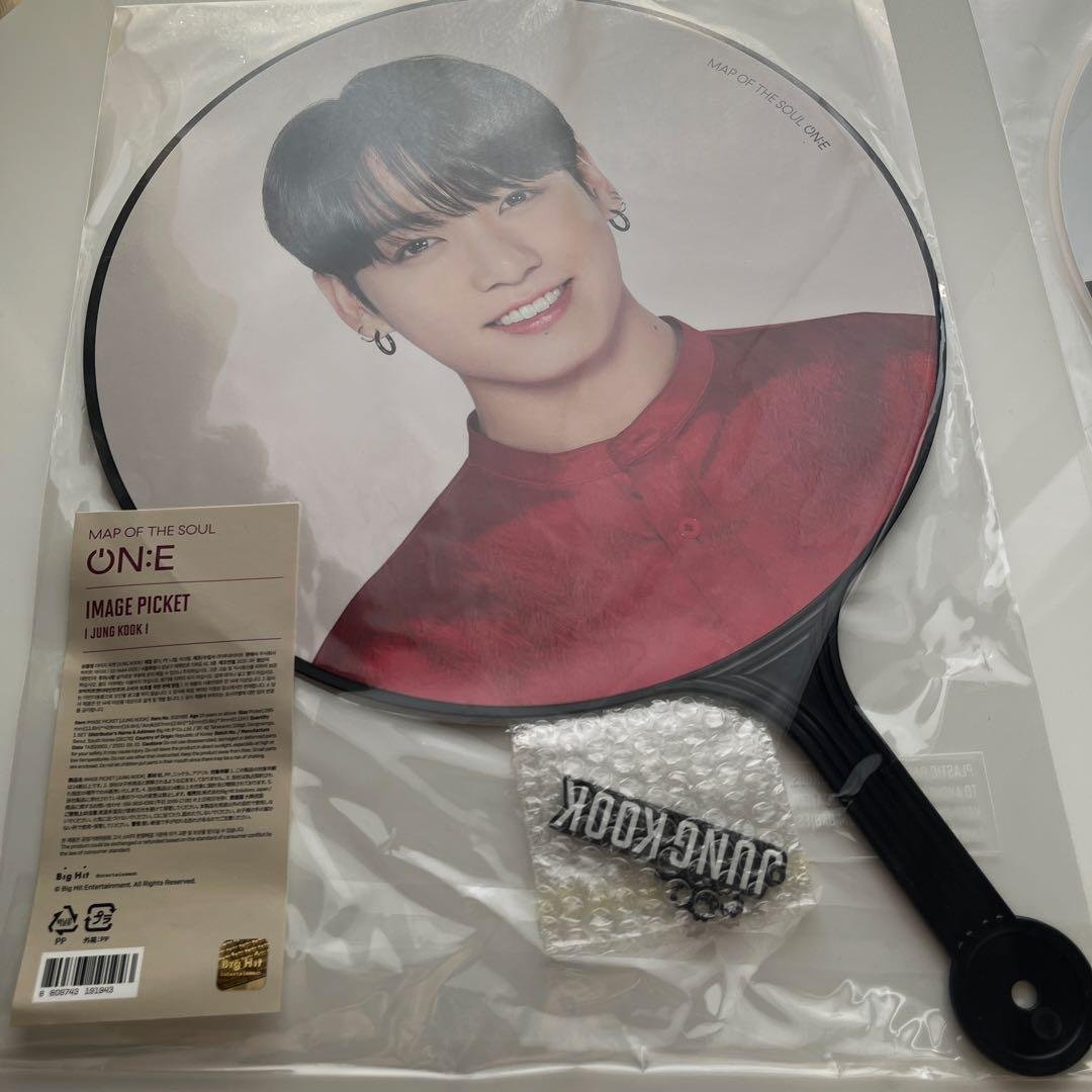 BTS ジョングクうちわ フラッグ - メルカリ